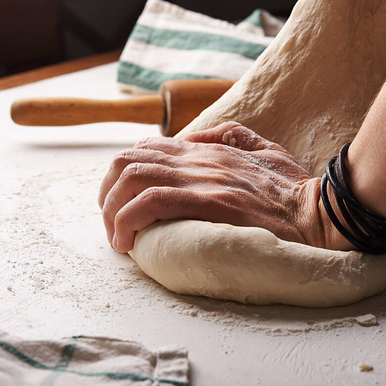 home_baker2_pic7 home_baker2_pic7